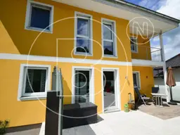 Gepflegtes Einfamilienhaus in Grünruhelage!