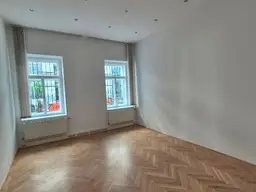 Saniertes Altbaubüro / Praxis nähe Hamerlingplatz
