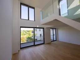 STADTPLATZ - Moderne, lichtdurchflutete Terrassenwohnung mit Traumausblick ins Grüne