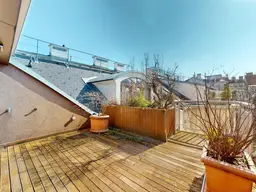 Terrassen - Dachgeschoß mit Entwicklungspotential - Lift möglich!