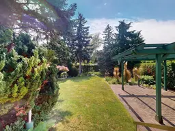 Gepflegtes Familienhaus - Wintergarten - Privatsphäre