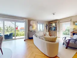 Neuwertiges Familienrefugium in Höhenlage mit Blick auf Wien