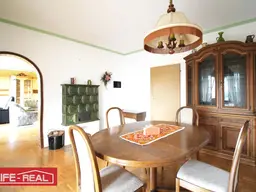 Traumhaus mit Charakter: Fernsicht, Großzügigkeit und 2.000 m² Grundstück mit Erweiterungspotenzial
