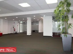 Exklusives Eckbüro mit Donau- und Pöstlingbergblick