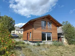 Einzigartiges Rohbau-Einfamilienhaus mit 2.700 m² Grundstück und Fernblicklage