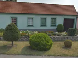 Renovierungsbedürftiges Haus in ausgezeichneter, ruhiger grüner Wohnlage – 20 Minuten nach Wien