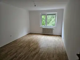 Migazziplatz, ruhige 4-Zimmer-Wohnung mit Grünblick, nähe Meidlinger Markt, 2.Liftstock, 4 Min zur U4/U6