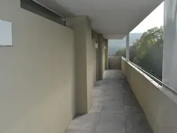 Perfekte Anlegerwohnung mit Terrasse und Carport