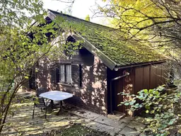 Liegenschaft in ruhiger Lage mit großem Garten
