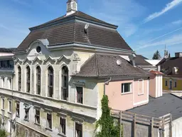 Ihr Geschäft über den Dächern von Lambach – mit Geschichte und Aussicht