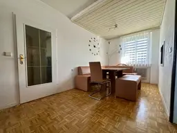 Sonnige 3-Zimmer-Wohnung mit Balkon