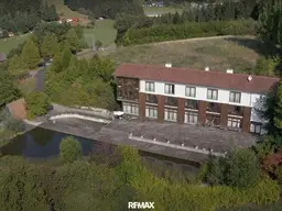 Ein Hotel als Wohnhaus für Großfamilie und Freunde!
