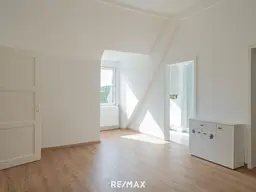 Altbau mit Stil – Großzügige Raumhöhen - Wohnen in Frauental
