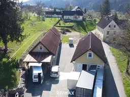 Vielseitiges Wohnhaus mit Nebengebäuden – Ein Ort voller Möglichkeiten in der Südsteiermark!