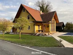 Wunderschönes Haus mit großer Hobbywerkstatt und großem Hofplatz - Ruhelage!