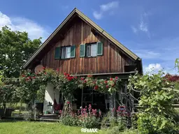 Ein Häuschen wie aus dem Bilderbuch - romantischer Rückzugsort mit Traumgarten
