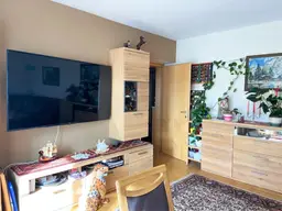 Generalsanierte, sofort beziehbare 82m² Eigentumswohnung im Hochparterre mit Balkon
