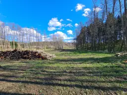 Großes Grundstück mit Sondernutzung im Freiland