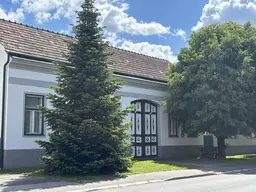 Stilvoller Streckhof mit Nebengebäude im idyllischen Südburgenland