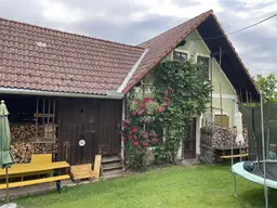 Bauernhof mit 2 Wohnhäusern und Wirtschaftsgebäuden