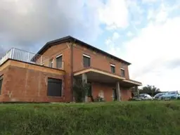 Teilfertiges Wohnhaus in Guter Lage