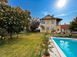 Stilvolles Landhaus mit Swimmingpool auf 3.108m² Grundstück