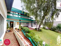 NEUPREIS -Familienvilla mit ausserordentlich großem Garten,Pool und Teich