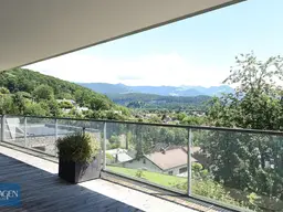 Eleganz trifft Natur: Luxuswohnung mit Panoramablick und erstklassiger Ausstattung