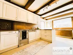WOHNTRAUM: 113m² große 5-Zimmerwohnung mit KAMINOFEN und Terrasse fußläufig zum Skigebiet ab sofort kaufen!