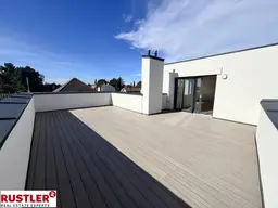 ERSTBEZUG | Gemütliche Dachgeschoss-Maisonette mit beeindruckender Terrasse | Nächst der Lobau
