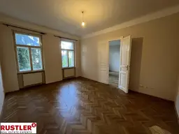 Charmante Altbauwohnung in Hofruhelage nahe Ober St. Veit 