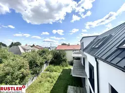 Exklusive Dachgeschosswohnung in Grünruhelage - zu verkaufen 