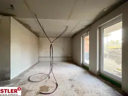 Einladendes Zuhause mit Terrasse, Garten und Sonnenschein!
Gerne vor Ort besichtigen!