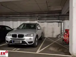 Zentral parken in Linz – Tiefgaragenplatz Schillerstraße