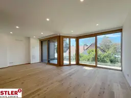 Wohnen auf 2 Ebenen mit viel Außenfläche!