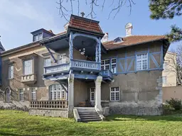 Leben in einem historischen Meisterwerk - Villa Pazelt in Bestlage von Bad Vöslau