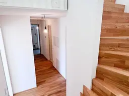 PROVISIONSFREI - HERRLICHE 2-ZIMMER-MAISONETTE MIT GROSSZÜGIGER TERRASSE + LOGGIA