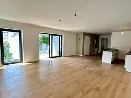 Exklusive Dachgeschosswohnung mit Grün-Blick in Top-Lage - Luxusausstattung