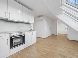 GENERALSANIERT - PERFEKT AUFGETEILTE DACHGESCHOSSWOHNUNG IN FAVORITEN