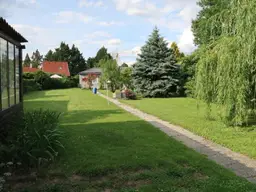 Baugrundstück mit Abbruchsobjekt in ruhiger Lage