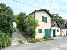 Presshaus in Haugsdorf mit landwirtschaftlichen Grundstücken