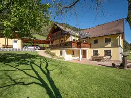 Charmantes Landhaus in Grünland-Alleinlage