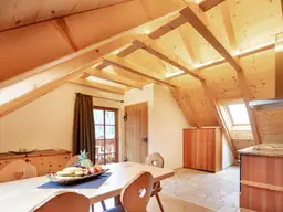 Touristische Vermietung! Exklusives Loft-Appartement im Dachgeschoß mit Sonnenbalkon