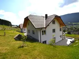 Großzügiges Wohnhaus in herrlicher Aussichtslage in Unternberg/Lungau