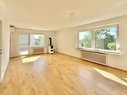 TERRASSENHIT - 3 bis 4 Zimmer - ca. 93m² gew. NFL - KLIMA - Schwedenofen - Einbauküche - großes Kellerabteil - PKW-Stellplatz - zentrale Lage