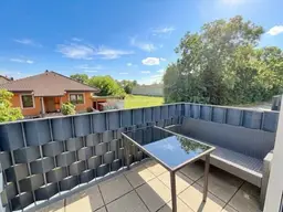 Attraktive ANLEGER oder STARTERWOHNUNG | 2 Zimmer | Balkon | Parkplatz | ca. 51 m² gew. NFL