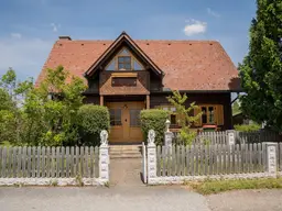 Charmantes Holzhaus in Ruhelage – Ihr Rückzugsort mit Stil und Komfort