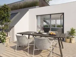 GOLDENER TUKAN | SONNIGER FREIRAUM ÜBER DER STADT – DACHTERRASSENWOHNUNG MIT SÜDAUSRICHTUNG