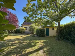 Baugrundstück mit kleinem Haus – ca. 548 m² Grundstück mit Entwicklungspotenzial