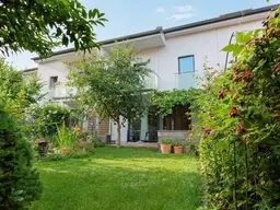 Gepflegtes Reihenhaus mit Garten und Carport zu mieten